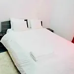 Side Αλμπουφέιρα